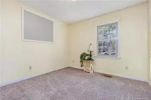 309 S Currie Dr, Sanford, NC 27330 - Photo 13