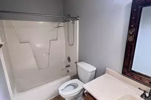 2820 Franzia Dr, Fayetteville, NC 28306 - Photo 9