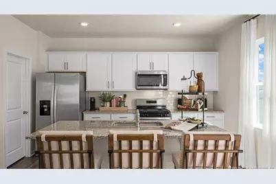 106 Discovery Way, Spring Lake, NC 28390 - Photo 9