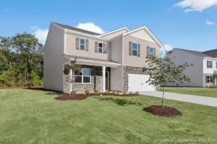 106 Discovery Wy, Spring Lake, NC 28390 - Photo 3