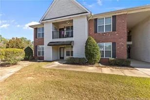 1922 Harcourt Cir, Fayetteville, NC 28304 - Photo 7