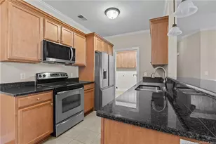 1922 Harcourt Cir, Fayetteville, NC 28304 - Photo 29