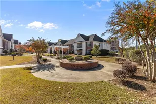 1922 Harcourt Cir, Fayetteville, NC 28304 - Photo 5