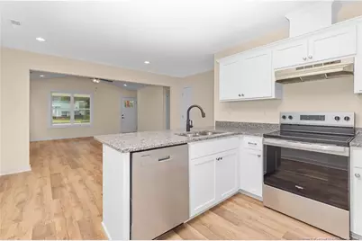 229 E Washington Street, Coats, NC 27521 - Photo 11