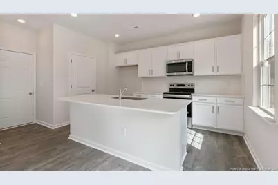 31 Mercer Way, Spring Lake, NC 28390 - Photo 5