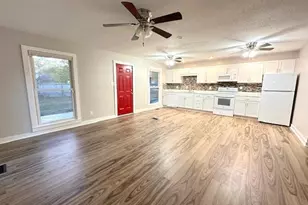 3305 Hunting Bay Dr, Spring Lake, NC 28390 - Photo 9