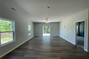 4271 Halkirk Dr, Fayetteville, NC 28312 - Photo 5