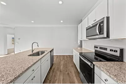 266 Happy Trail Road, Aberdeen, NC 28315 - Photo 17