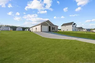 266 Happy Trail Rd, Aberdeen, NC 28315 - Photo 3