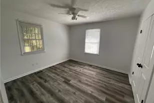 205 Jasper St, Fayetteville, NC 28301 - Photo 5