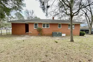 531 E Donaldson Ave, Raeford, NC 28376 - Photo 15