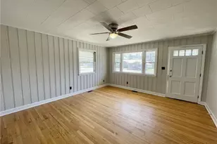 531 E Donaldson Ave, Raeford, NC 28376 - Photo 5