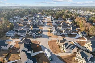 35 Cromwell Cir, Cameron, NC 28326 - Photo 5