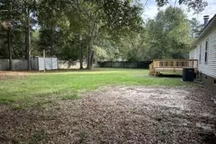 6105 Earp Ct, Hope Mills, NC 28348 - Photo 15