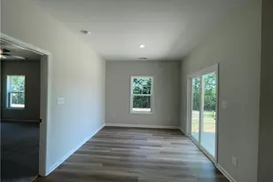 4275 Halkirk Dr, Fayetteville, NC 28312 - Photo 7