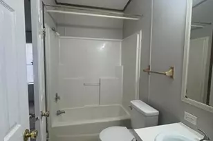 142 Oak St, Fayetteville, NC 28306 - Photo 5