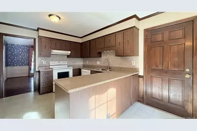 2102 Clinchfield Drive, Fayetteville, NC 28304 - Photo 35