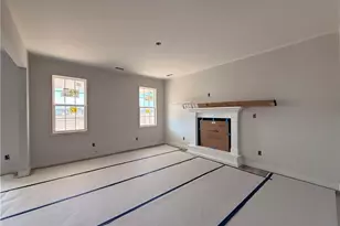 326 Crowville St, Raeford, NC 28376 - Photo 9