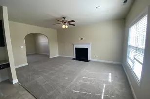 3557 Castlefield Ln, Fayetteville, NC 28306 - Photo 5