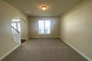 3557 Castlefield Ln, Fayetteville, NC 28306 - Photo 3