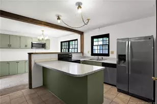 1703 Tryon Dr, Fayetteville, NC 28303 - Photo 15