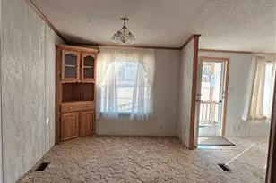 2156 Maxton St, Autryville, NC 28318 - Photo 5