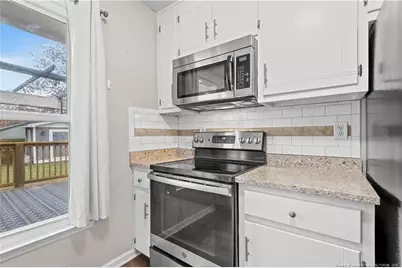 725 Mosswood Lane, Fayetteville, NC 28311 - Photo 9