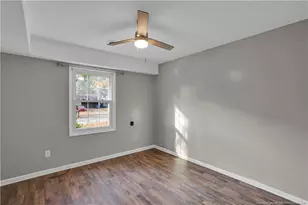 209 Waxhaw Dr, Fayetteville, NC 28314 - Photo 17