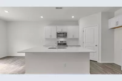 1001 Misty Creek Drive, Aberdeen, NC 28315 - Photo 7