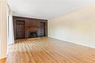 165 Springberry Ln, Chapel Hill, NC 27517 - Photo 5