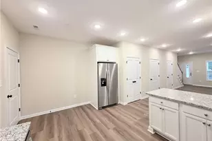 1511 Fort Bragg Rd, Fayetteville, NC 28305 - Photo 5