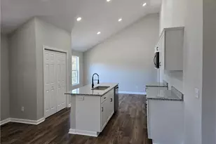 3420 Green Valley Rd, Fayetteville, NC 28311 - Photo 11