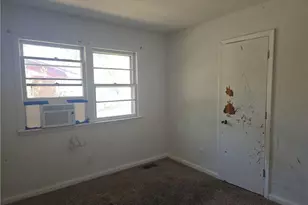 1101 Fontana St, Fayetteville, NC 28301 - Photo 13