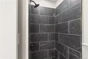 619 Bessemer Cir, Fayetteville, NC 28301 - Photo 19