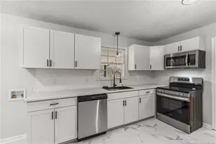 619 Bessemer Cir, Fayetteville, NC 28301 - Photo 9