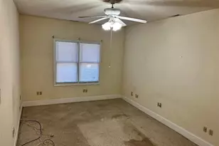 8618 72 Hwy, Lumberton, NC 28372 - Photo 15