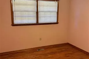 8618 72 Hwy, Lumberton, NC 28372 - Photo 13