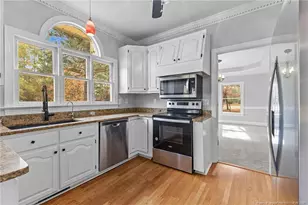 3199 Bittersweet Dr, Fayetteville, NC 28306 - Photo 9