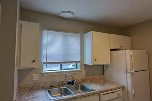 835 Applewood Ln, Fayetteville, NC 28303 - Photo 5