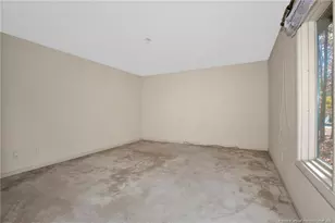 549 Rainforest Rd, Hope Mills, NC 28348 - Photo 23