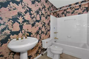 549 Rainforest Rd, Hope Mills, NC 28348 - Photo 25