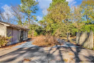 549 Rainforest Road, Hope Mills, NC 28348 - Photo 35