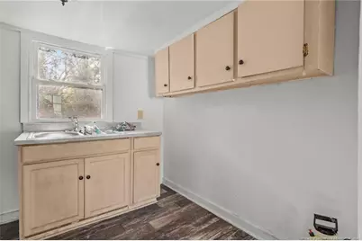 614 Hall Street, Laurinburg, NC 28352 - Photo 11