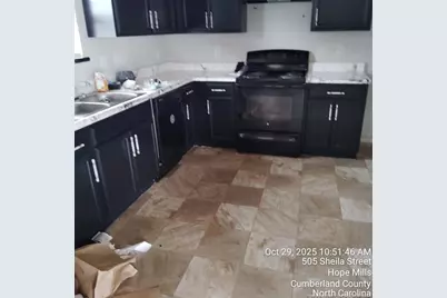 505 Shelia Street, Hope Mills, NC 28348 - Photo 3