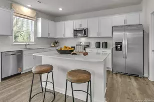 90 Discovery Wy, Spring Lake, NC 28390 - Photo 3