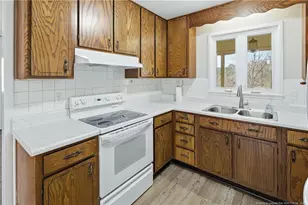 1429 Paisley Ave, Fayetteville, NC 28304 - Photo 13