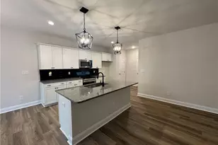 335 Crowville St, Raeford, NC 28376 - Photo 5