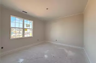 335 Crowville St, Raeford, NC 28376 - Photo 9