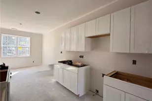 335 Crowville St, Raeford, NC 28376 - Photo 7