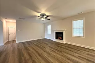 335 Crowville St, Raeford, NC 28376 - Photo 9